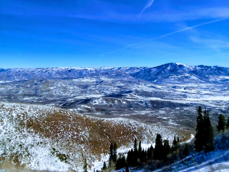 Bluebird skies both days, highs reached nearly 40F!